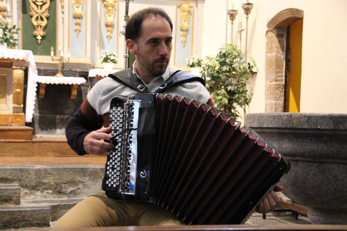 Aire Ahizpen kantu goxoekin, 8 1541342218789