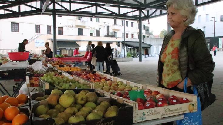 Asteroko azokak hasi du ibilbidea