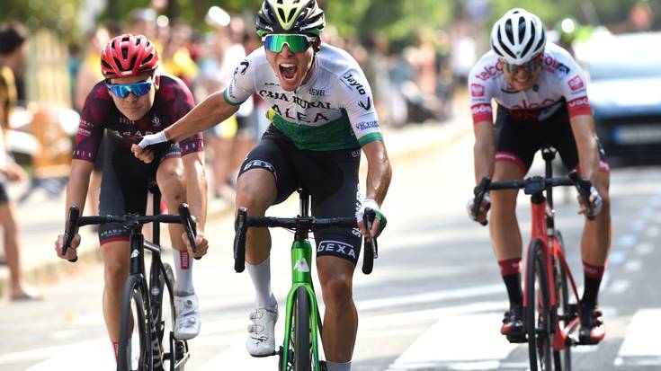 Oposizioaren hiru mozioetatik bat onartu du udalbatzak