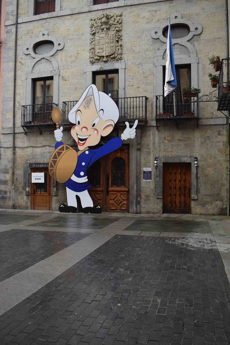 Txapelaundi txarangak, 75 ur 1 1612480794248