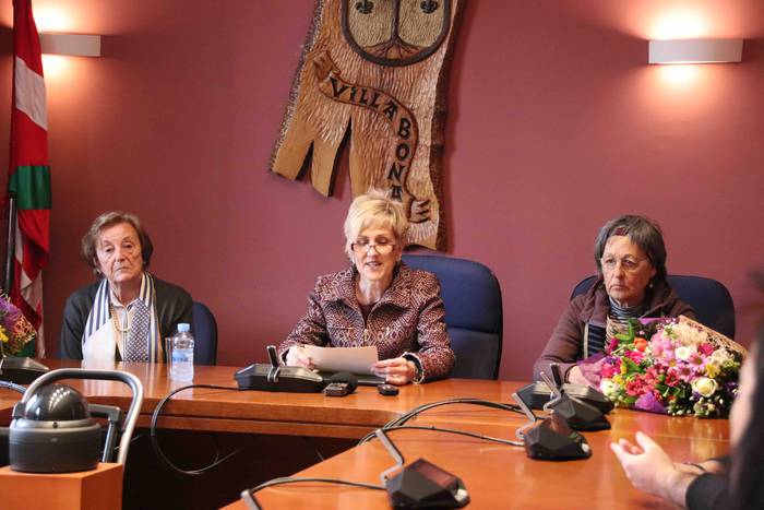 Lehen zinegotzi emakumeei om 12 1552136924432