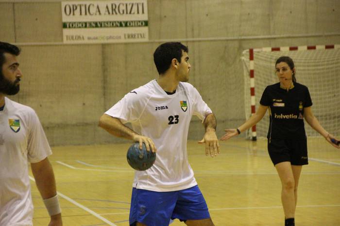 tolosa eskubaloi vs askartza 2015 4 1447676379421