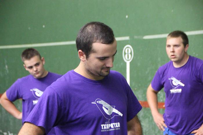 Frontoia, erakustaldiaren ba 13 1502818098797