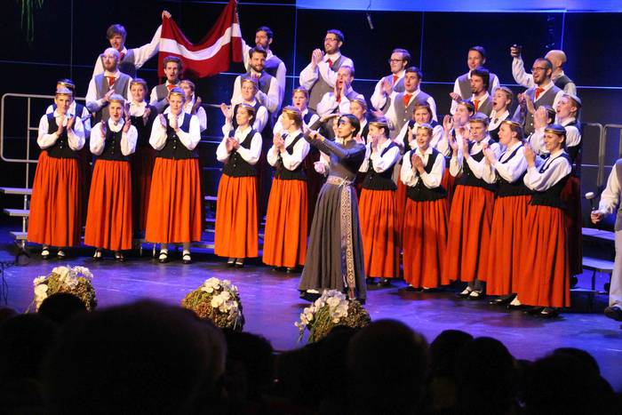 Indonesiako Batavia Madrigal 60 1572798017455