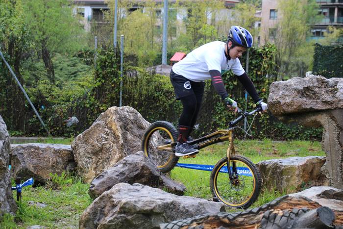 Bi gurpilen gainean  28 1491138543395