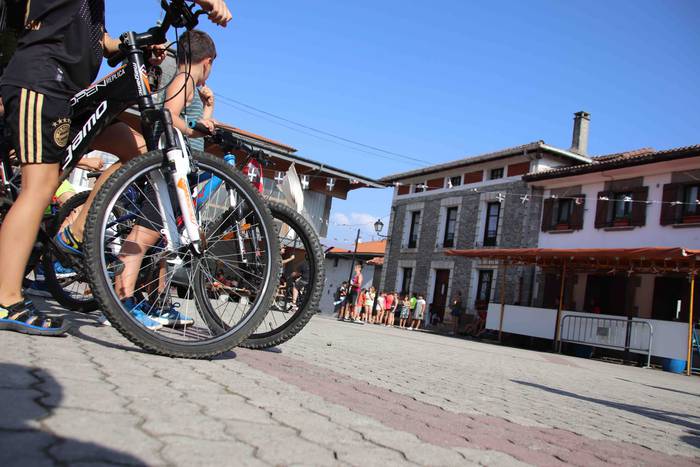 Goiazko festak. Ume jolasak. 79 1660322735218