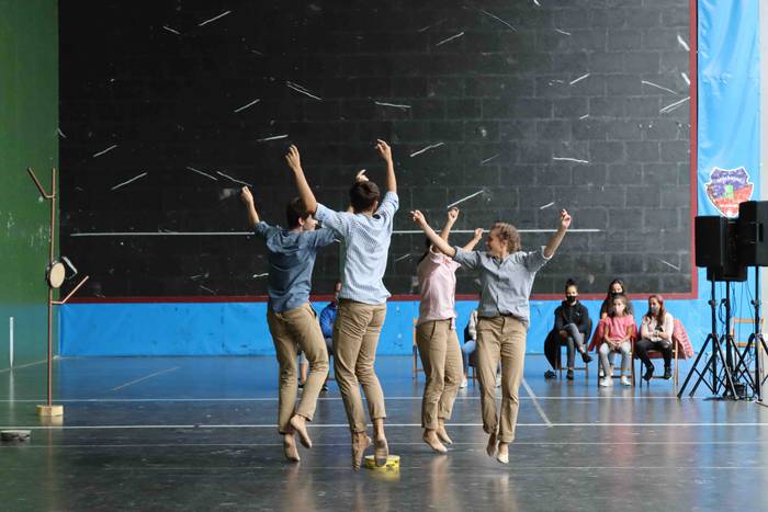 'Maurizia naz', Aukeran dant 21 1601216086989