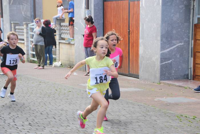 Asteasu San Pedro jaiak haur 33 1498651956124