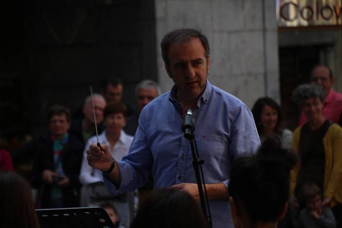 Kantatzen ez duenak, zorioni 7 1495897198638