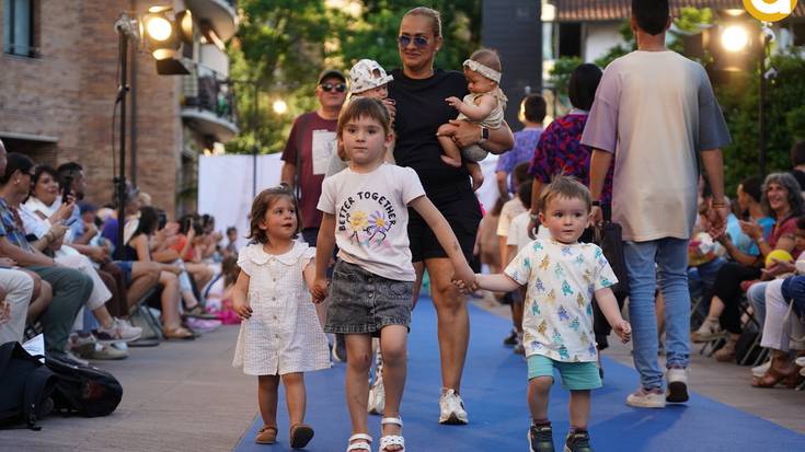 Udaberri-uda sasoiko bilduma aurkeztu dute Moda Biziz desfilean