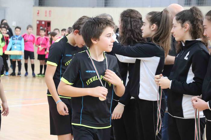 Gabonetako Areto Futbol Txap 93 1578233382382