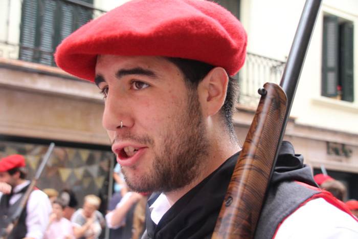 Santuek eta dantzariek poztu 130 1498312908447