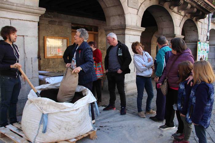 Herritarrei esker onez, konp 10 1555413759860