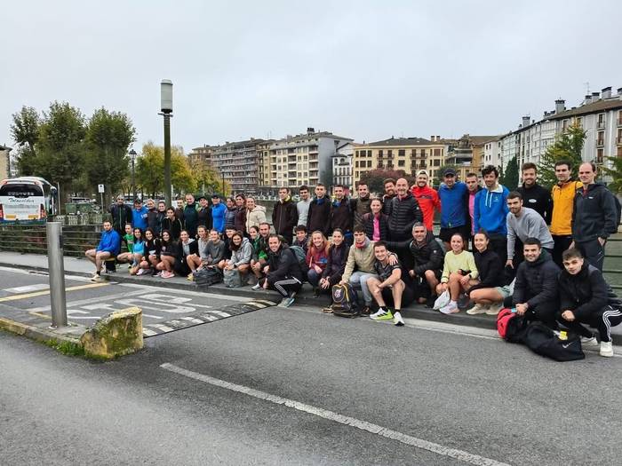 Ixilpen klubak autobusa antolatu du Behobia-Donostia probara joateko