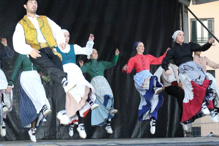 Irurako festak 2015 buruhandiak 58 1443465705846