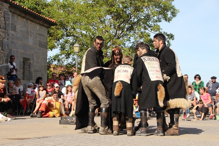 Dantza, kantua eta antzerkia, maskaradan - 58