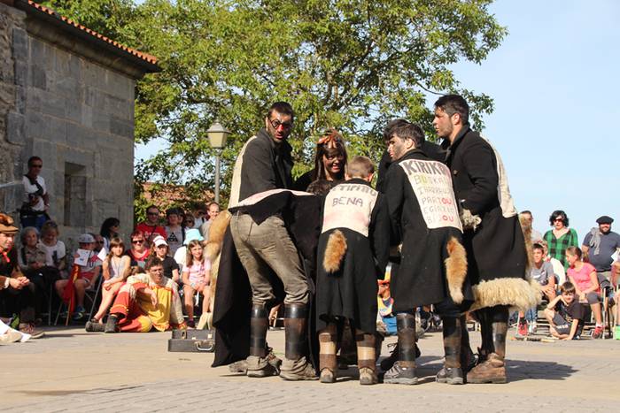 Dantza, kantua eta antzerkia 57 1494179416280