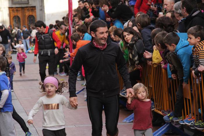 tolosa elkartasun krosa 2015 umeak 23 1451584534656