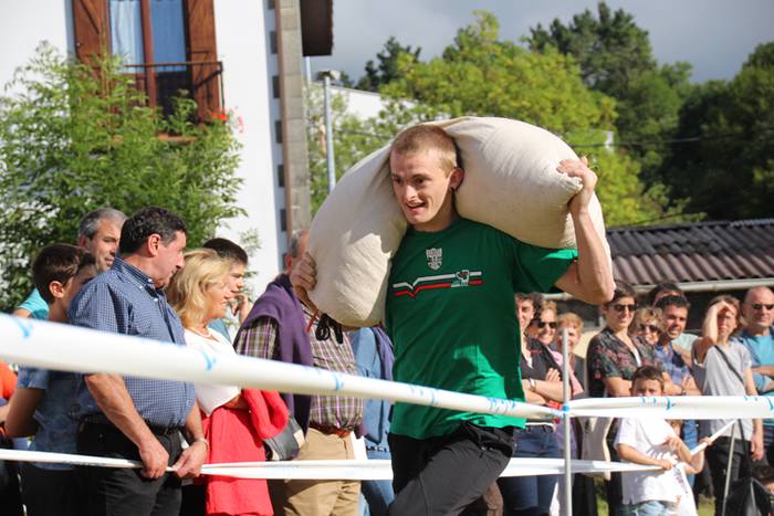 Festa jartzen gazteak nagusi 109 1499019828376