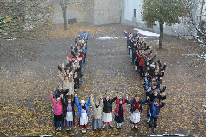 Leaburu-Txaraman euskarak 365 egun