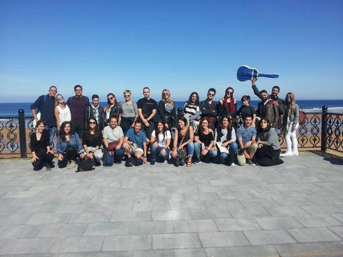 Gazte artisten erakusketa za 9 1508142065219