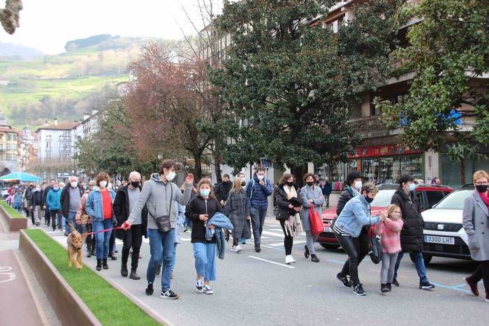 "Bada garaia tortura, gerra  17 1614447041490