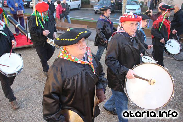 Ozenki Txistulari Taldea 2016 48 1454678393880