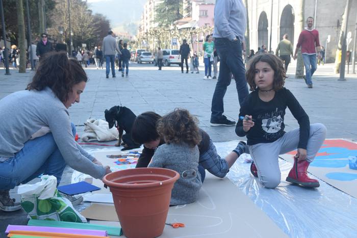 Woman Sarearen aurkezpen jai 29 1489230405003