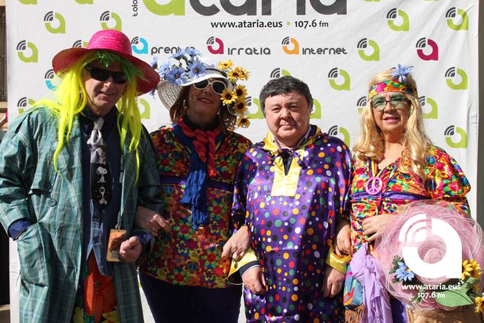 Photocoll-ean jartzeak saria 51 1488130162436