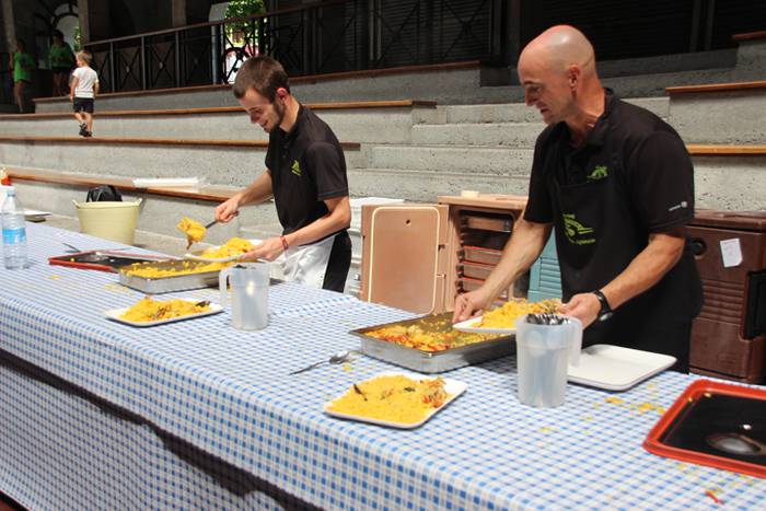 Lagunartean elkartzeko aitza 10 1503669112522