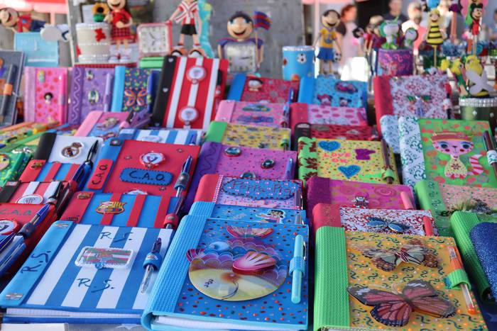 Artisau eta janari postuz be 27 1653821442624