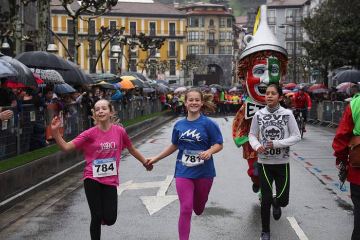 700 haur inguru XXXI. Ero Et 41 1516542089723