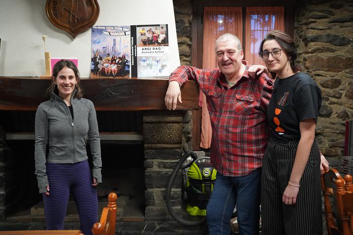 «Zaila da itsutasuna adieraztea dena ikusten duzunean»