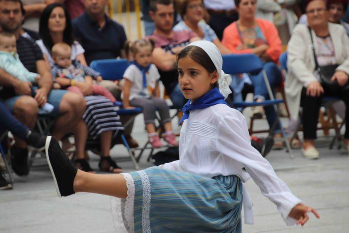 Dantzak, txistuak eta trikit 24 1565549082369