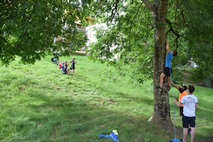 Konkis txiki egin dute Zizur 13 1628934862563