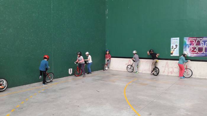 Iruran ere hasi dira Korrika 6 1490983334392