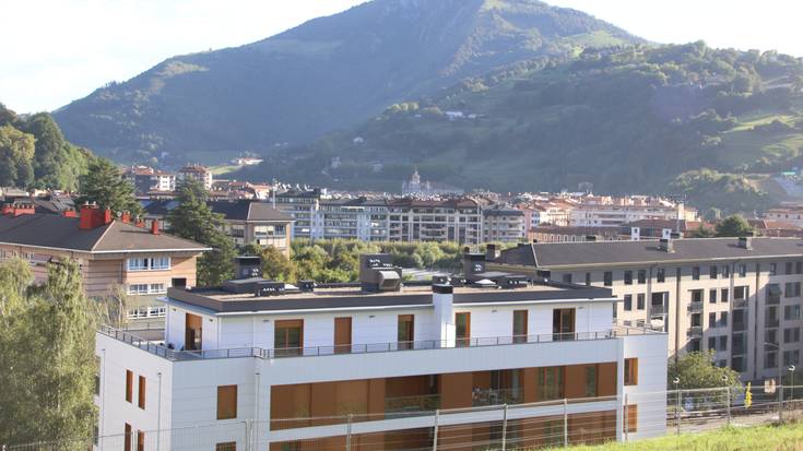 Zabalik da etxebizitza alorreko diru laguntzak eskatzeko epea