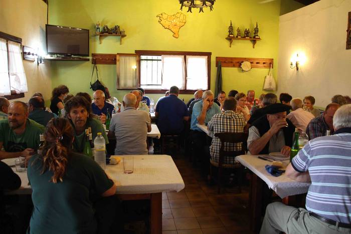 Jantoki pribilegiatu bat, Sa 4 1532186925644