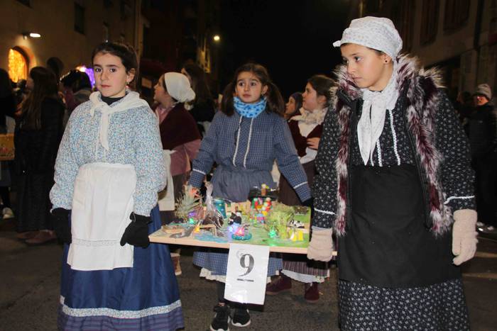 Errege magoen desfilea tolos 70 1546717661033