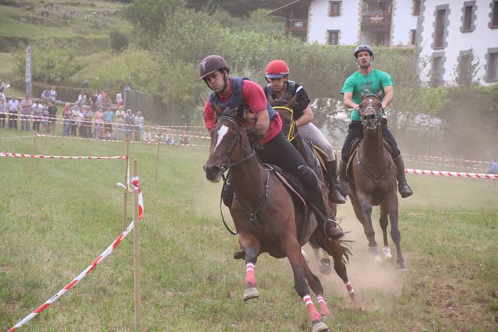 Zaldiak lasterka, gazteak desafioan 104 1472407287163