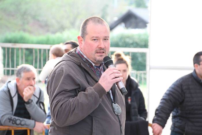 "Azti, prest, irribarra!" 6 1647719503983