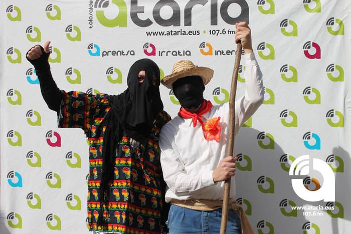 Photocoll-ean jartzeak saria 35 1488130077210