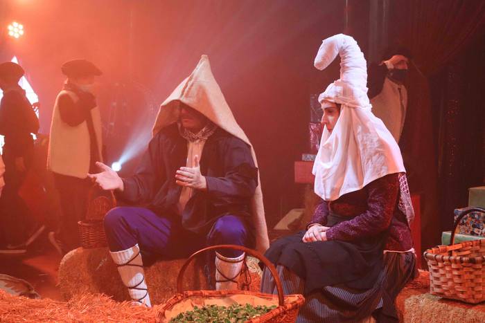 Olentzero eta Mari Domingi b 10 1640342794450