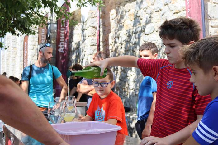 Beroari aurre egiteko, sagar 19 1659872997188