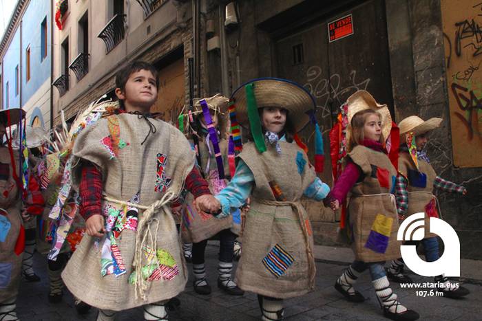 Kriskitinak inauteriari 4 1488038390695