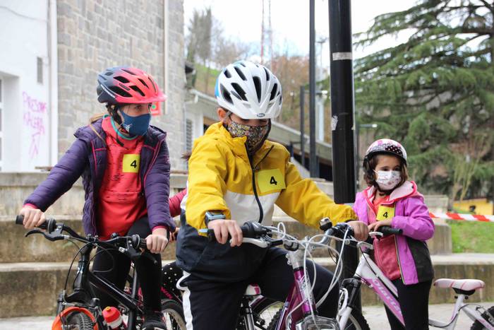 Haurrek kirol ezberdinak pro 12 1608389666464