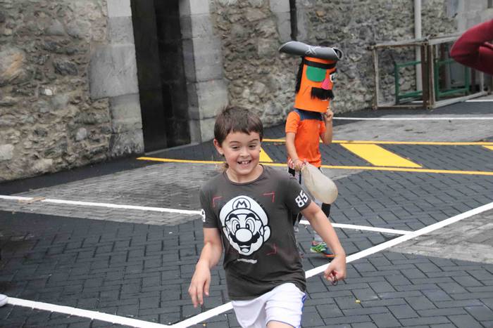 Suziria lehertuta, lau festa 30 1564684266216