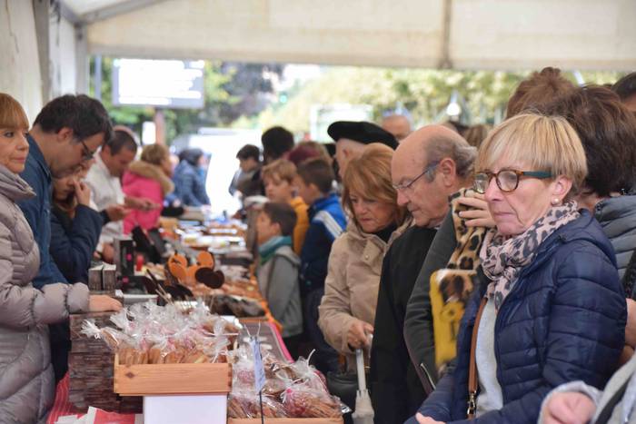 XXV. Tolosa Goxua azoka 53 1540640864555