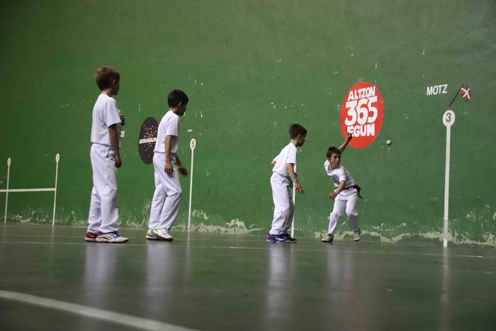 Atari Pilota Txapelketa, 201 44 1560950517943