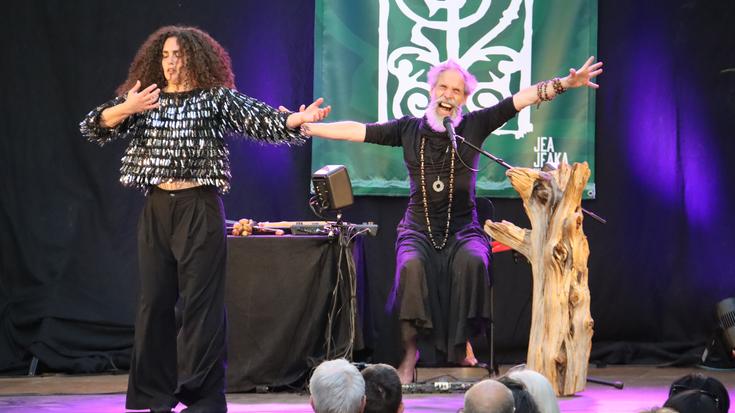 Beste behin, arrakasta handiz bete ditu plazak Tolofolk jaialdiak